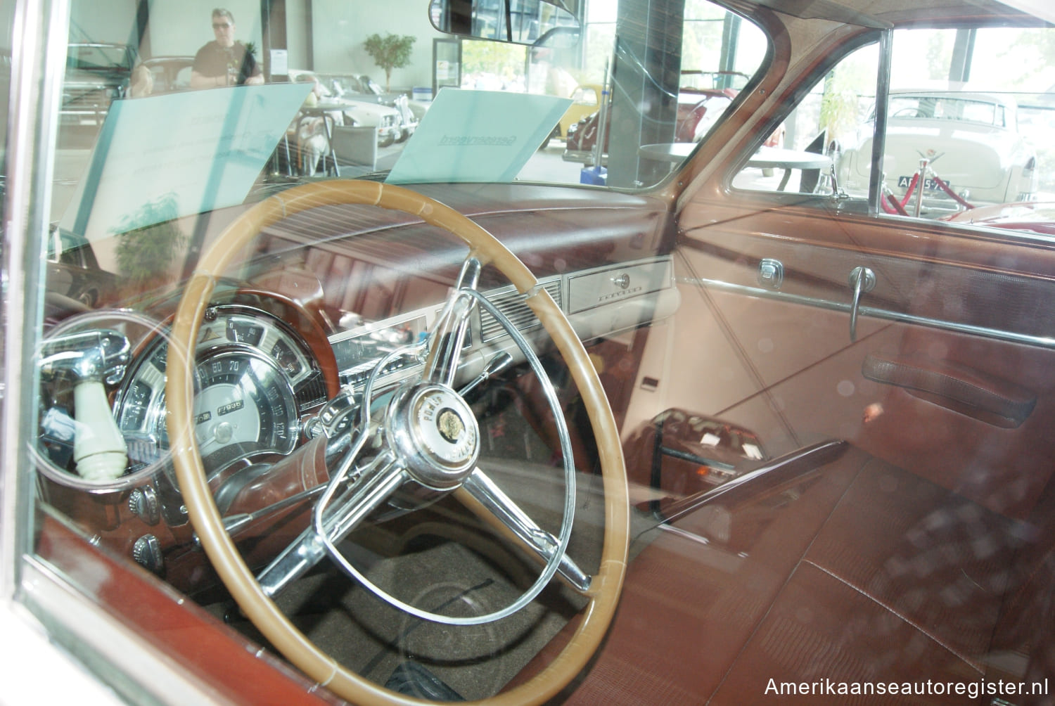 Chrysler New Yorker uit 1953